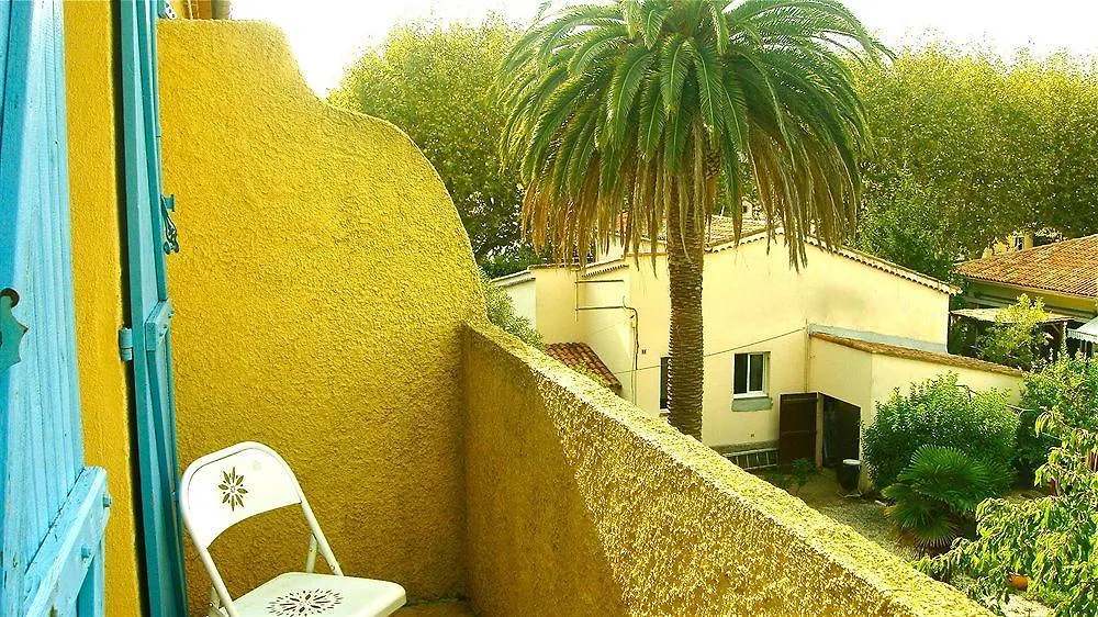 Atoll Hotel Restaurant Fréjus Francia