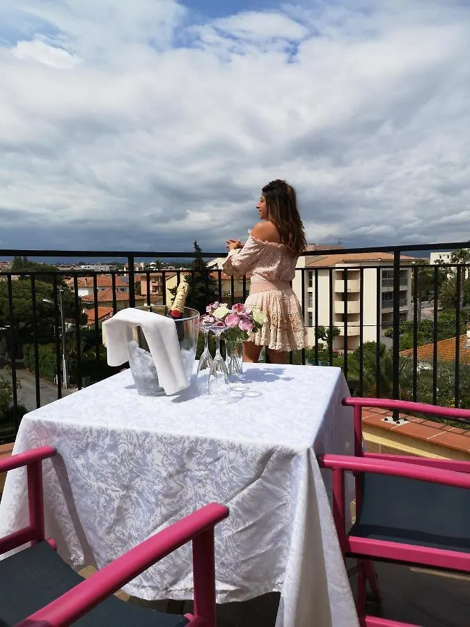 Atoll Hotel Restaurant Fréjus 3*,